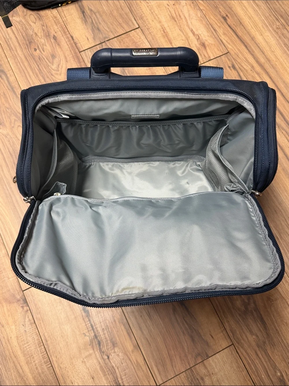 Briggs & Riley compact rolling